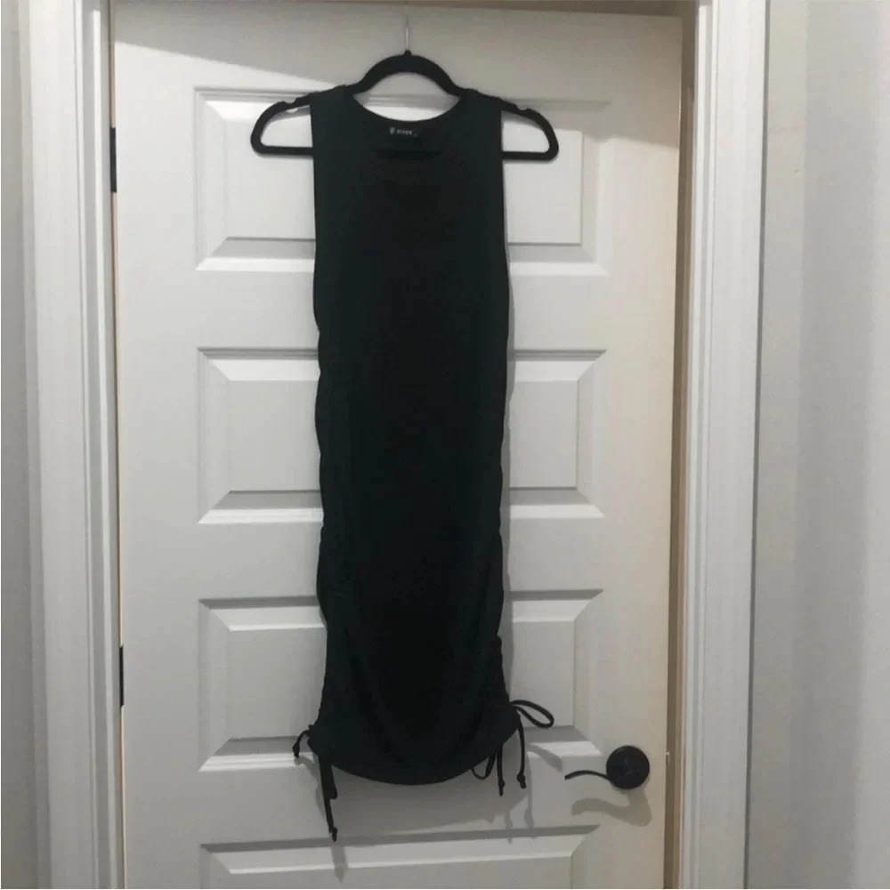 Amazon Black ribbed dress - Picture 7 of 9